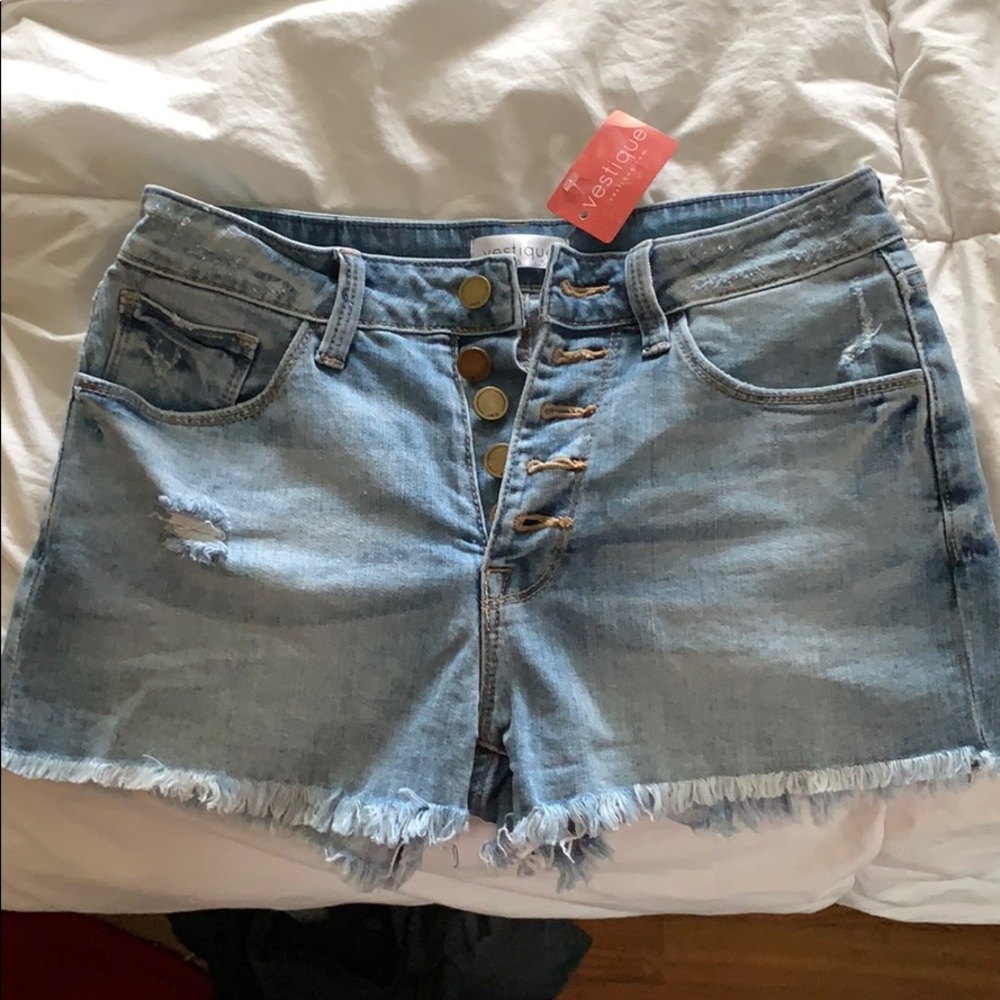 Vestique mid rise jean shorts